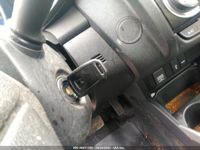 Honda FIT LX 2017 JHMGK5H54HS005481 Image 11