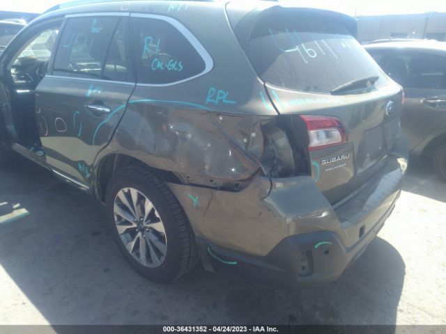 4S4BSATC9J3256471 Subaru Outback Touring