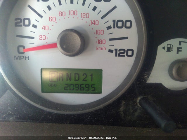 2005 FORD ESCAPE XLT VIN: 1FMCU03145KB49363