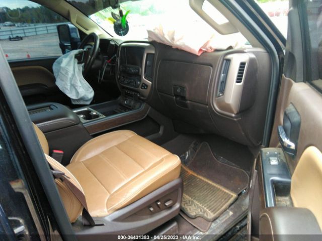1GT12SEY8KF269730 GMC Sierra 2500hd Denali