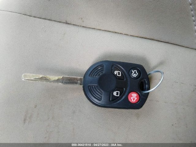 1FADP3F24JL259927 Ford FOCUS SE
