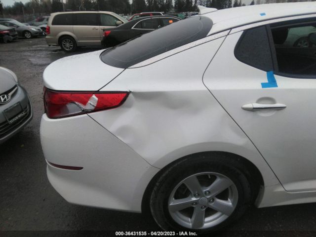KNAGM4A72F5661057 KIA Optima Lx