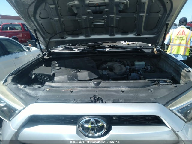 Toyota 4RUNNER SR5 2014 JTEBU5JR6E5176483 Image 10