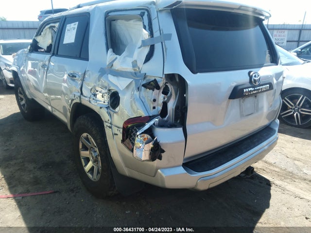 Toyota 4RUNNER SR5 2014 JTEBU5JR6E5176483 Image 3