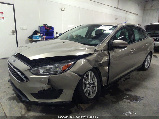 Ford FOCUS SE 2015 1FADP3F28FL355387 Image 2