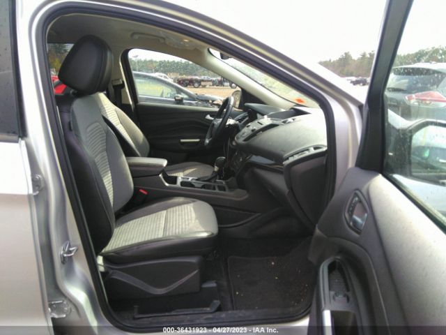 1FMCU9GD7HUC16197 Ford ESCAPE SE