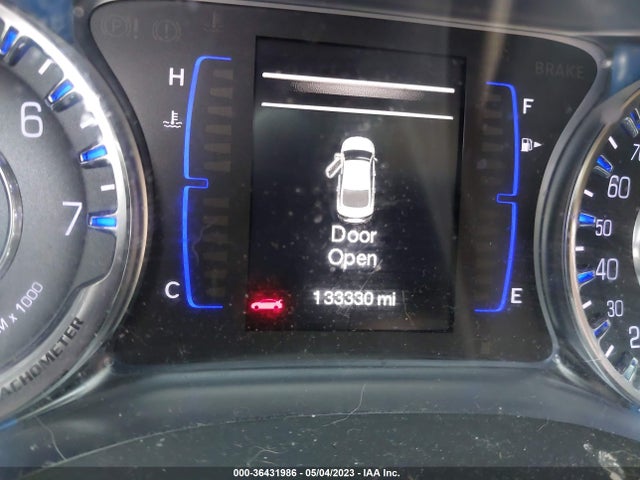 1C3CCCAB4FN728880 Chrysler 200 Limited