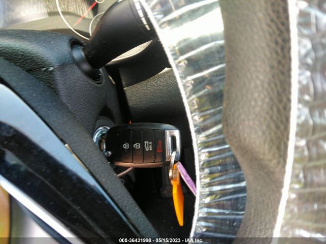 5XXGT4L34KG365110 KIA Optima Lx