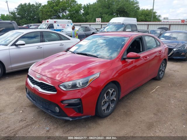 3KPF24AD8ME314957 KIA Forte Lxs