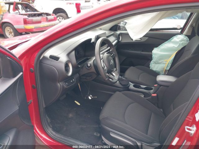 3KPF24AD8ME314957 KIA Forte Lxs