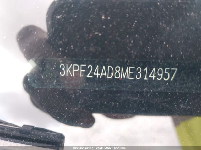 3KPF24AD8ME314957 KIA Forte Lxs