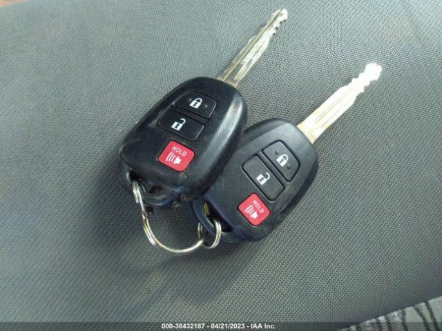 5TFUY5F13KX786295 Toyota Tundra 4wd Sr/sr5/limited