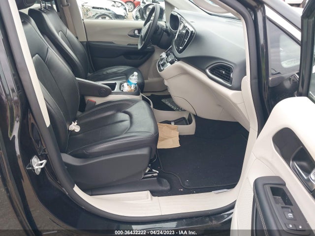 2C4RC1BG8NR114159 Chrysler Pacifica Touring L