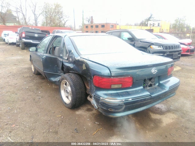 1995 CHEVROLET CAPRICE / IMPALA CLASSIC SS VIN: 1G1BL52P2SR109171