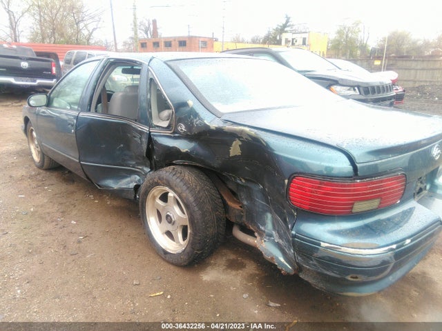 1995 CHEVROLET CAPRICE / IMPALA CLASSIC SS VIN: 1G1BL52P2SR109171