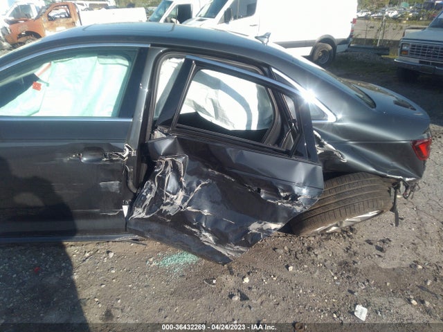 WAUENAF47KA040299 Audi A4 Premium Plus