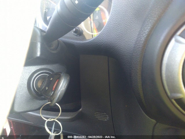 2012 JEEP WRANGLER UNLIMITED SPORT VIN: 1C4BJWDG1CL138519