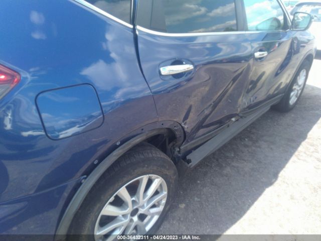 KNMAT2MV9JP597204 Nissan ROGUE SV