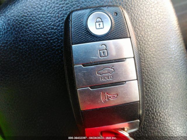 3KPFL4A73HE127560 KIA FORTE S