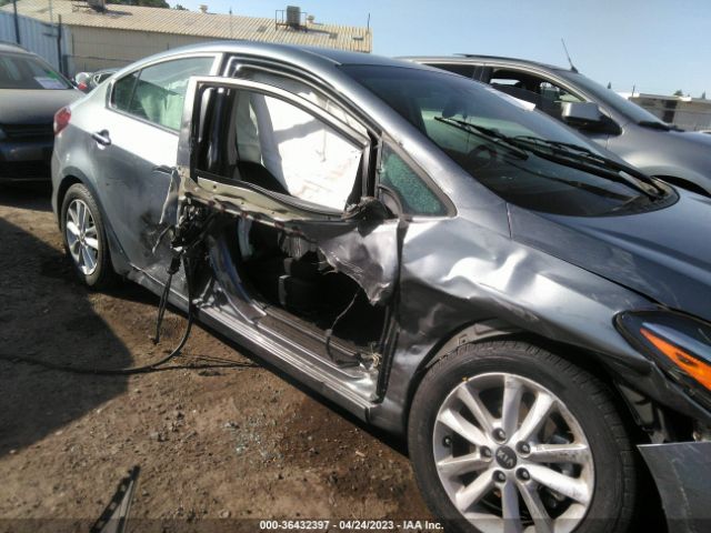 3KPFL4A73HE127560 KIA FORTE S