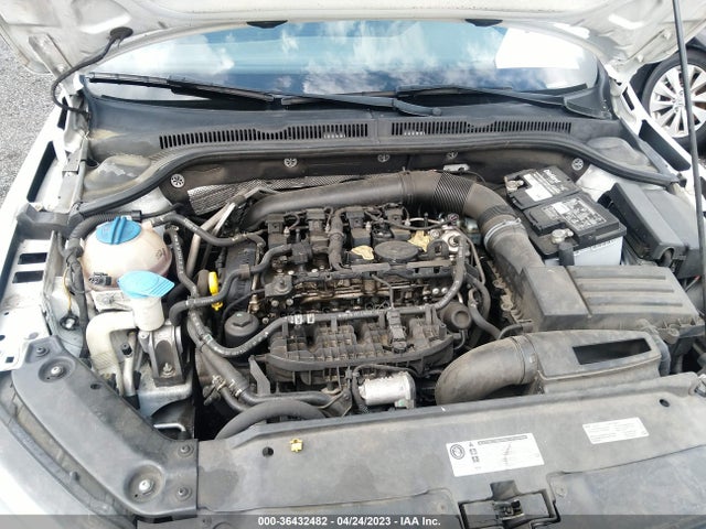 3VWD17AJ3EM265057 Volkswagen Jetta Sedan Se