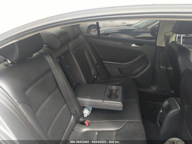3VWD17AJ3EM265057 Volkswagen Jetta Sedan Se
