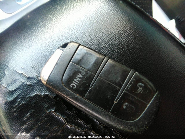 2014 DODGE JOURNEY SXT VIN: 3C4PDCBGXET177843