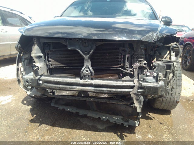 WVGAV3AX0EW102854 Volkswagen Tiguan R-line