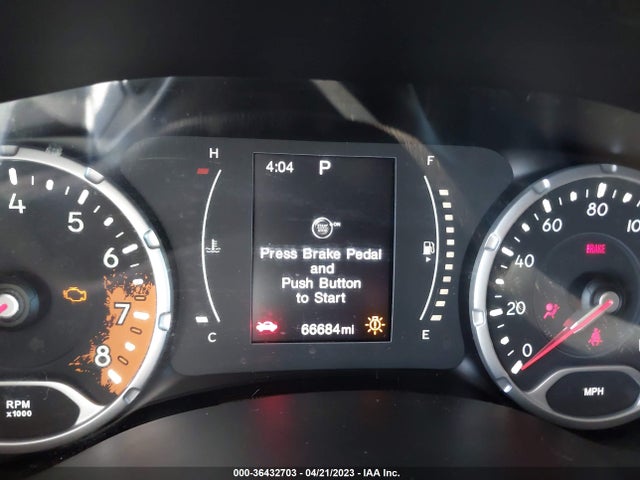2016 JEEP RENEGADE LATITUDE VIN: ZACCJABT2GPD08525