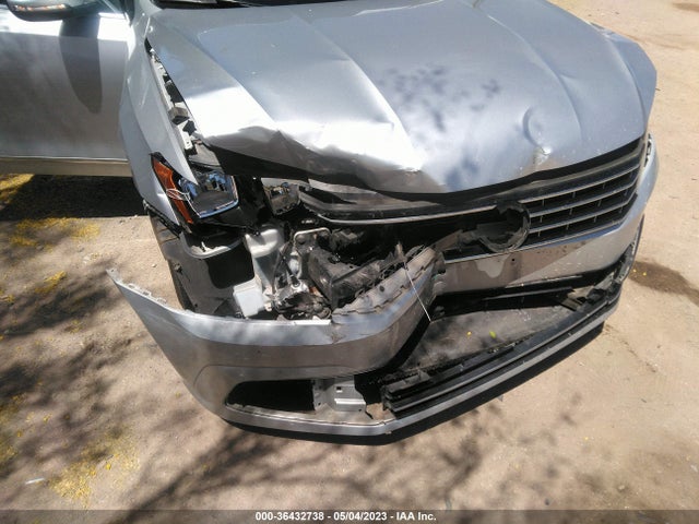 1VWAT7A34GC028578 Volkswagen Passat 1.8t S