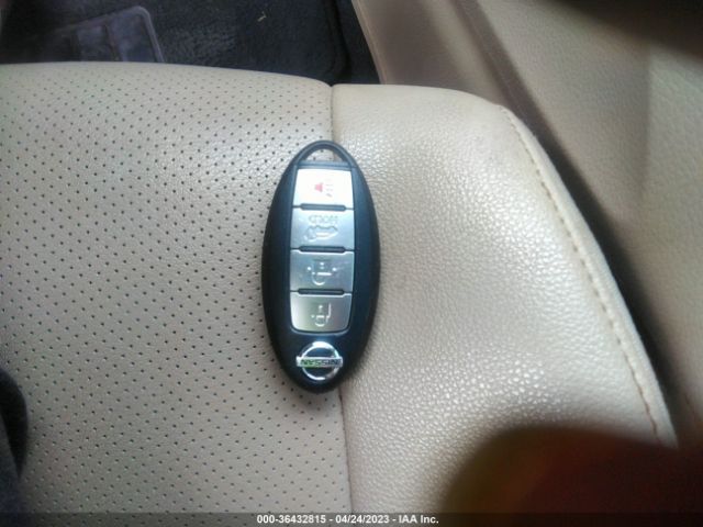 5N1AT2MT5GC775040 Nissan Rogue Sl