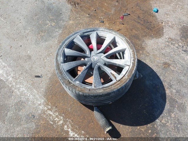 Tesla Model 3 Performance 2020 5YJ3E1EC4LF624073 Image 3