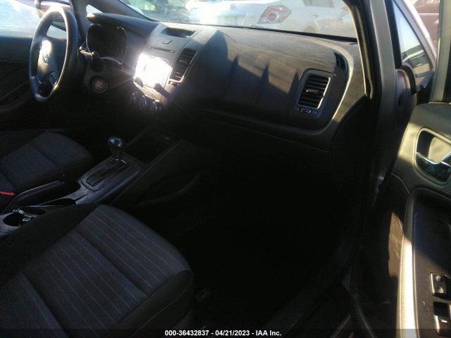 KIA Forte 5-door Lx 2016 KNAFX5A86G5493734 Image 6