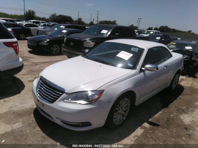 1C3BCBFG5EN135974 Chrysler 200 Limited