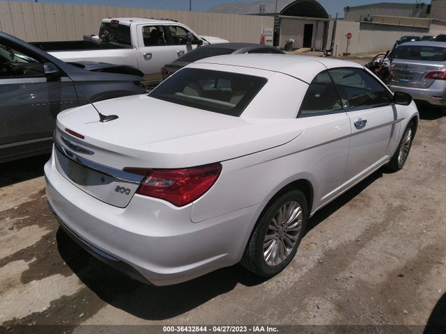 1C3BCBFG5EN135974 Chrysler 200 Limited