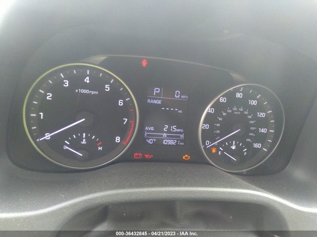 Hyundai ELANTRA SE 2017 5NPD84LF2HH013882 Image 7