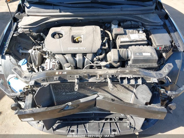 Hyundai ELANTRA SE 2018 5NPD74LF2JH217557 Image 12