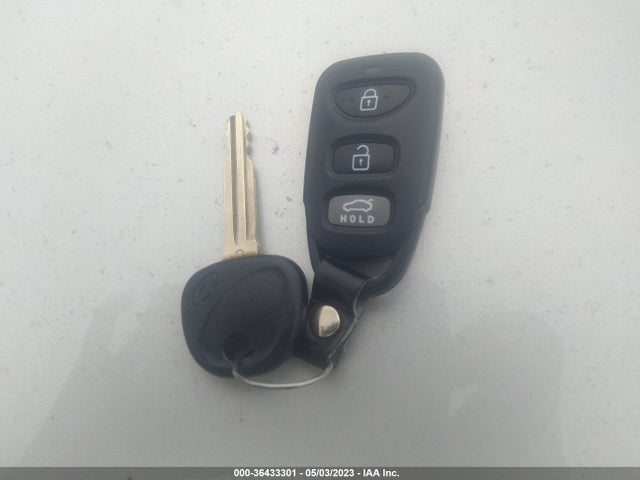 Hyundai ELANTRA SE 2018 5NPD74LF3JH399057 Image 3