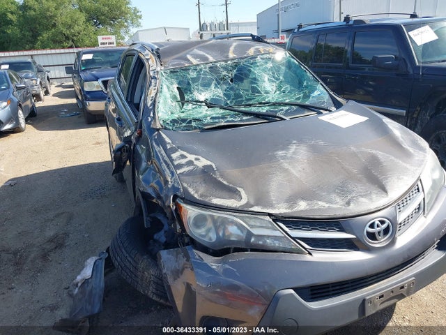 Toyota RAV4 LE 2014 2T3ZFREV3EW110266 Image 7