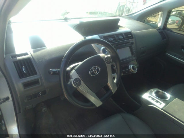 Toyota Prius V Two/three/five 2014 JTDZN3EU1E3332525 Image 6