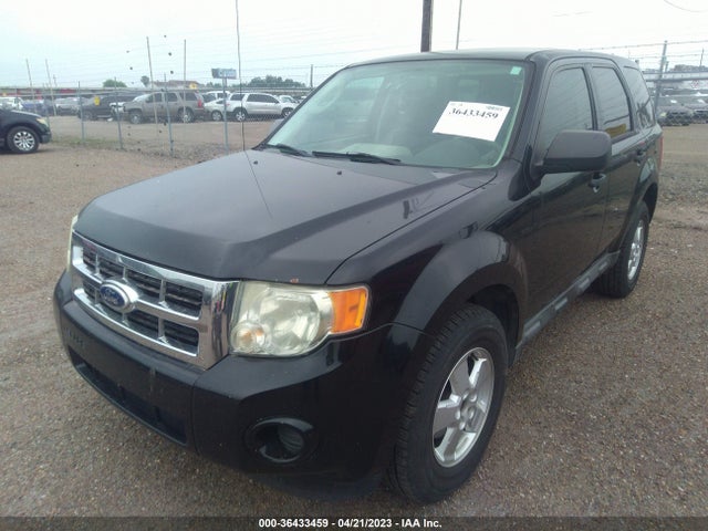 2010 FORD ESCAPE XLS VIN: 1FMCU0C71AKB40859