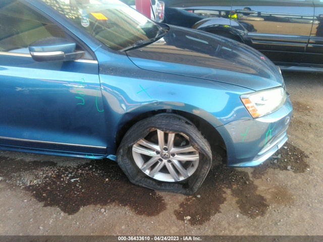 3VWL17AJ9HM378611 Volkswagen Jetta 1.8t Sel