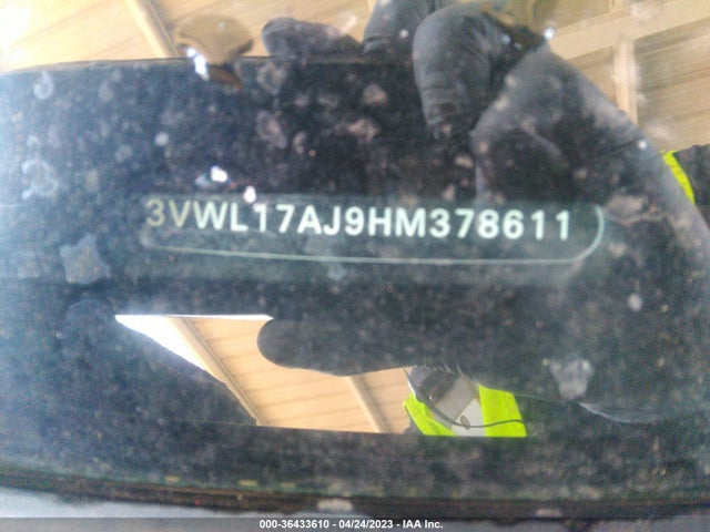 3VWL17AJ9HM378611 Volkswagen Jetta 1.8t Sel