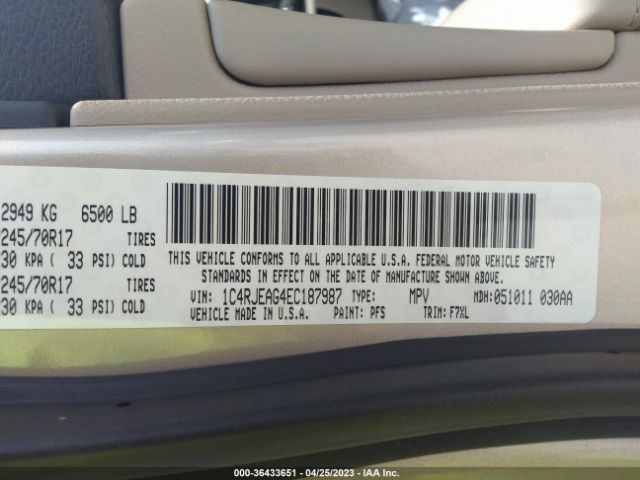 1C4RJEAG4EC187987 Jeep Grand Cherokee Laredo