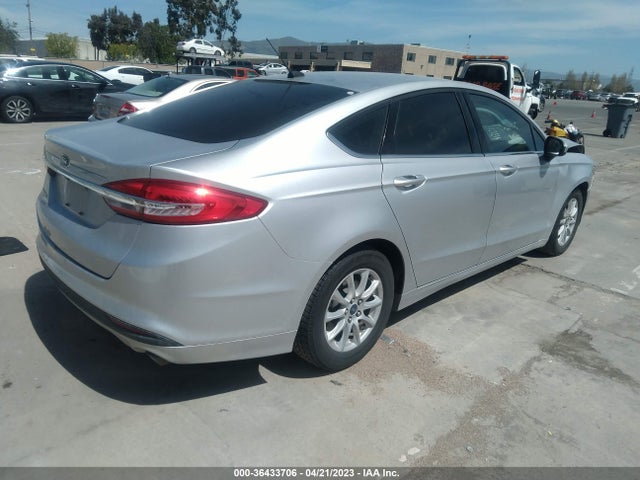 Ford FUSION S 2017 3FA6P0G75HR368376 Image 4