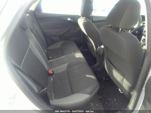 Ford FOCUS SE 2014 1FADP3F21EL275654 Image 9