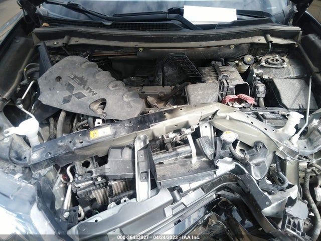 JA4AZ3A30LZ037970 Mitsubishi Outlander Sel
