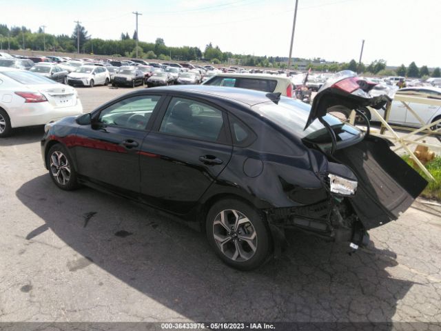 3KPF24ADXME342162 KIA Forte Lxs