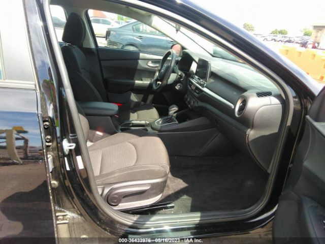 3KPF24ADXME342162 KIA Forte Lxs