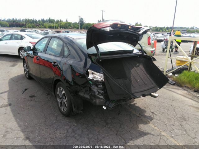 3KPF24ADXME342162 KIA Forte Lxs